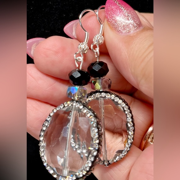 Elegant Crystal Earrings long evening wear - Picture 5 of 15